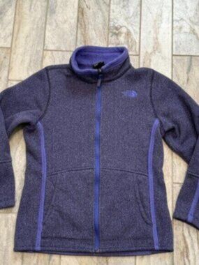 The North Face girls youth large 14/16 fleece lined warm purple jacket